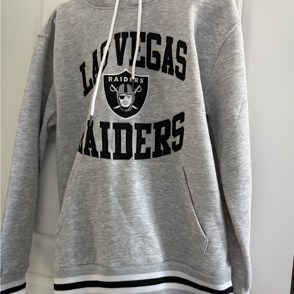NWT Raiders Gray Hoodie